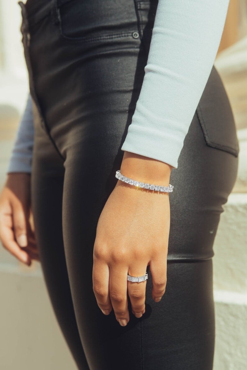 💎 Dazzling Zircon Bracelet | Timeless Sparkle ✨