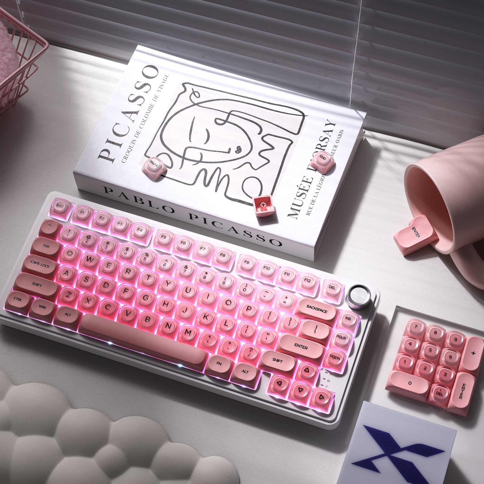 Pink Blush Keycaps 🎀 132-Key HOA Set