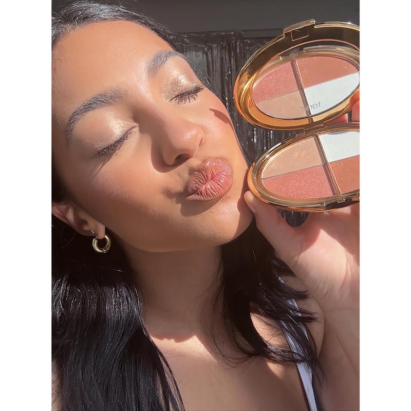 ✨✨Glow wardrobe eye & cheek palette highlighter makeup