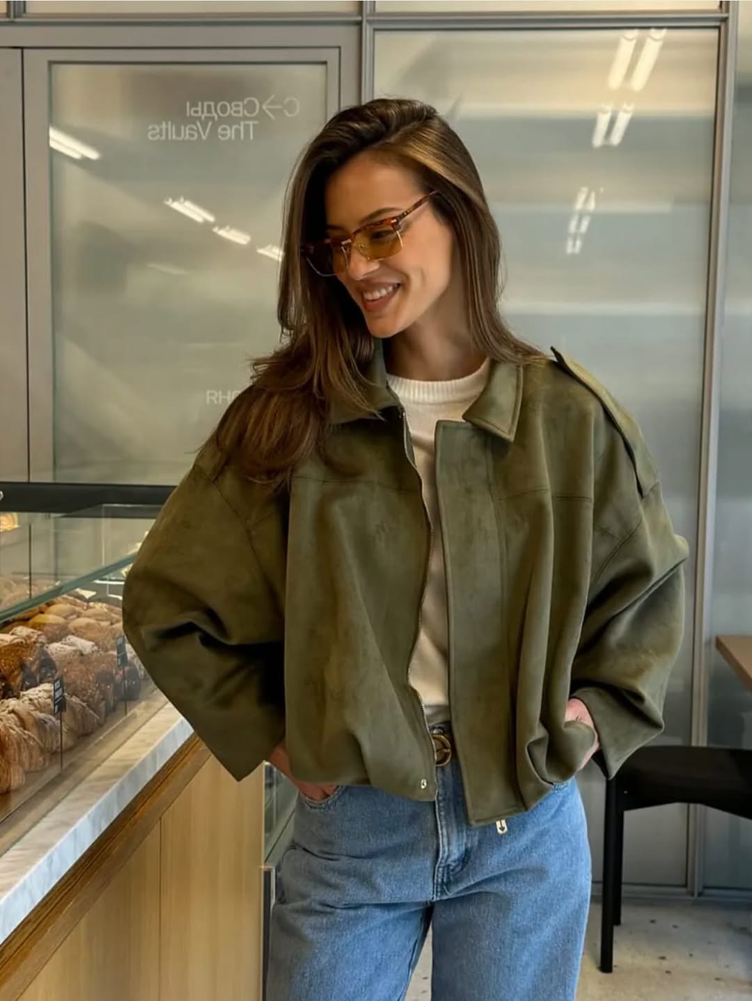 🔥50%OFF TODAY🧥Trendy Army Green Short Jacket  – Casual & Loose Fit 😎