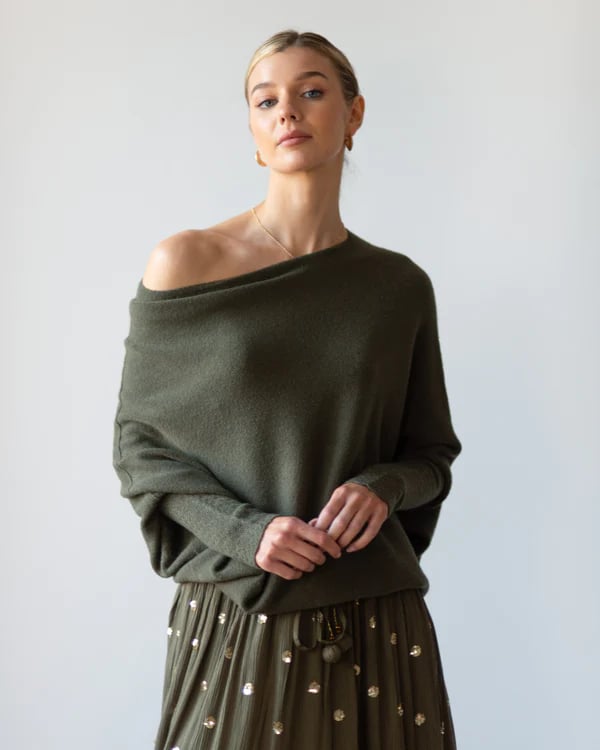 ✨Asymmetric Draped Jumper